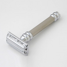 Scheermes Pearl OC TTO SBF11 Silver (mes met open kam, op de foto staat dit product afgebeeld met een gesloten kam)